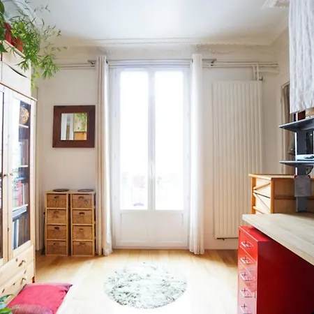 Charming Near Bois De Vincennes * Parijs